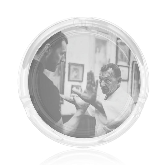 Martial Arts Sparring Printed Round Glass Ashtray, Creative Home & Office Decor Ashtray (Diameter 8.5cm)