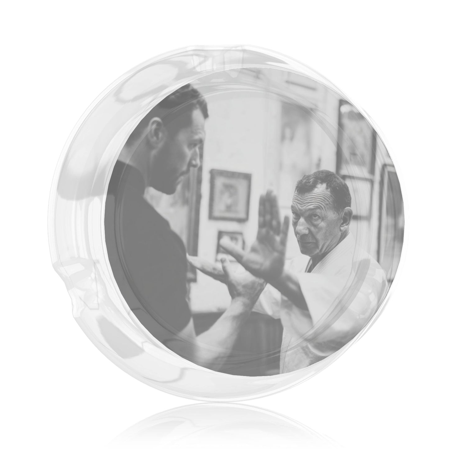 Martial Arts Sparring Printed Round Glass Ashtray, Creative Home & Office Decor Ashtray (Diameter 8.5cm)
