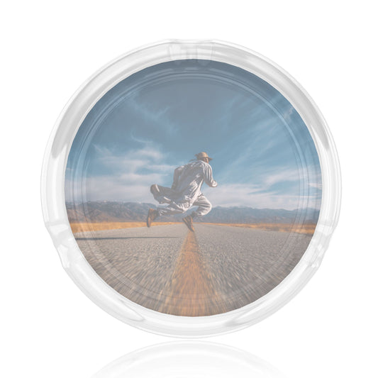 Road Running Art Printed Round Glass Ashtray, Creative Home & Office Decor Ashtray (Diameter 8.5cm)