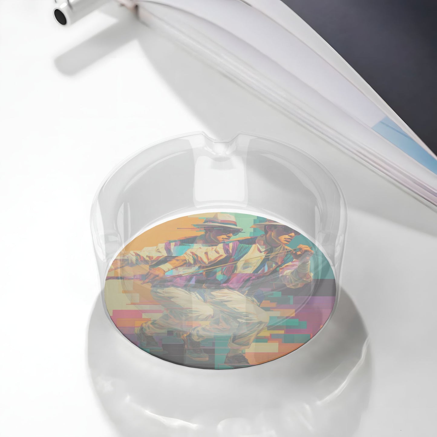 Trendy Artistic Figure Printed Round Glass Ashtray, Creative Home & Office Decor Ashtray (Diameter 8.5cm)