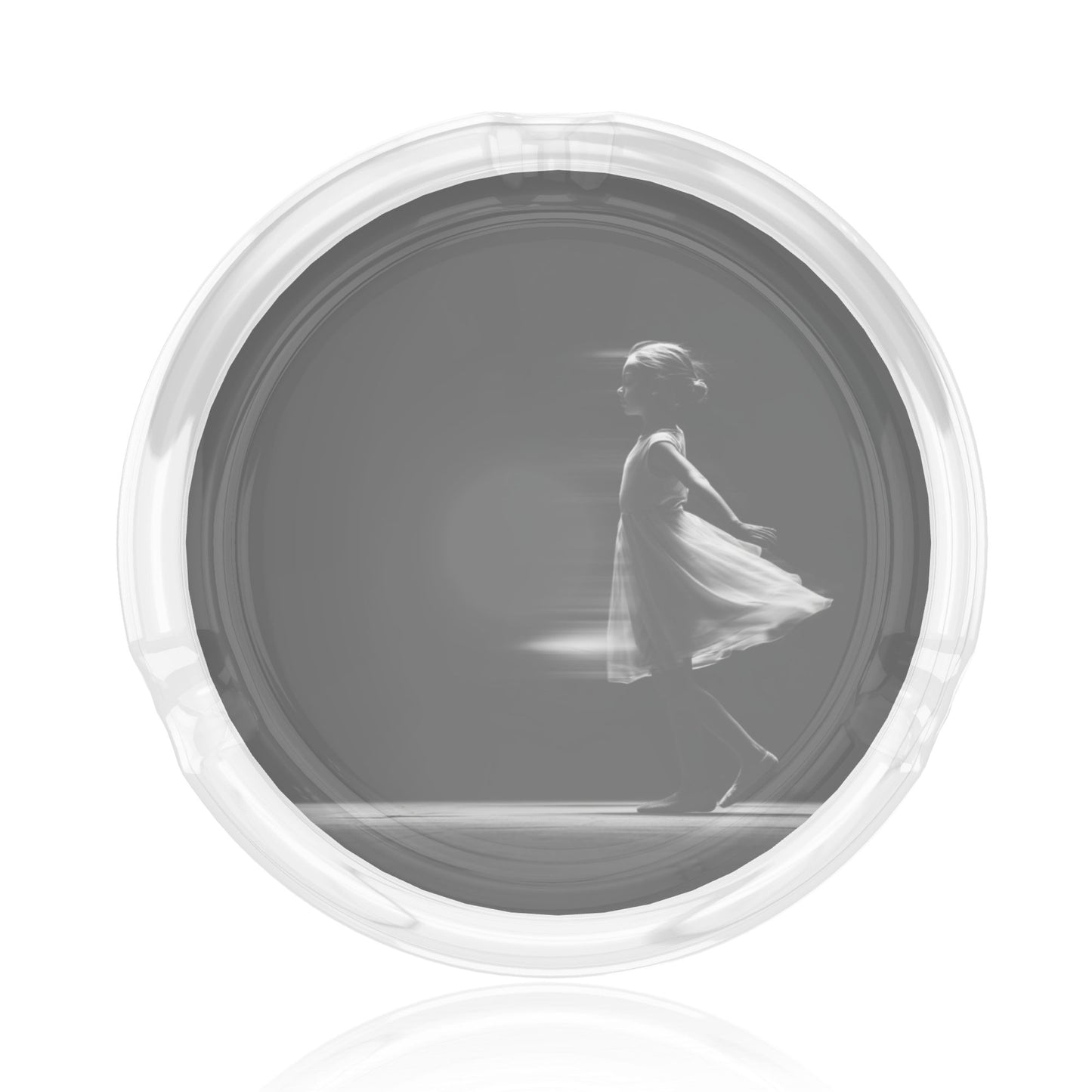 Art Silhouette Round Glass Ashtray, Creative Home Decor Ashtray (Diameter 8.5cm)